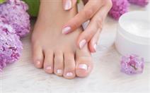 Manicure + Pedicure Completas por 18€ em Carnaxide!